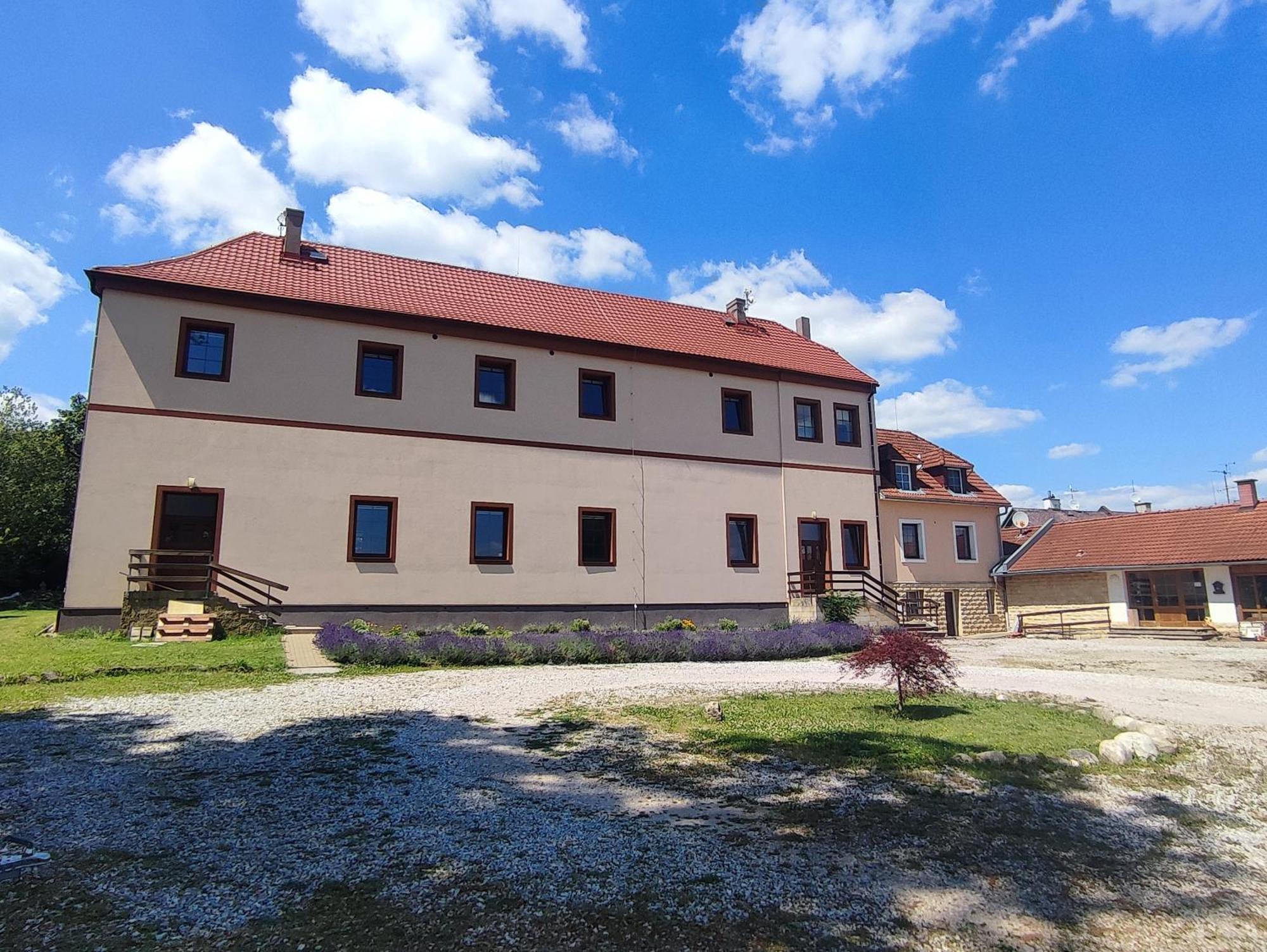 Zamecek Cerov Apartment Jicin Exterior photo